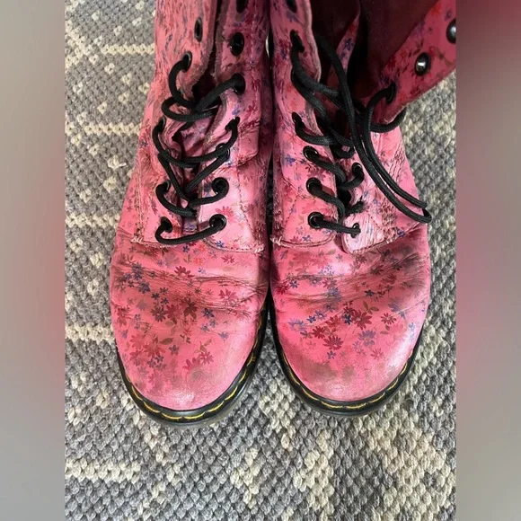 Dr Martens 1460W Pink Little Flowers Boots - Picture 6 of 11